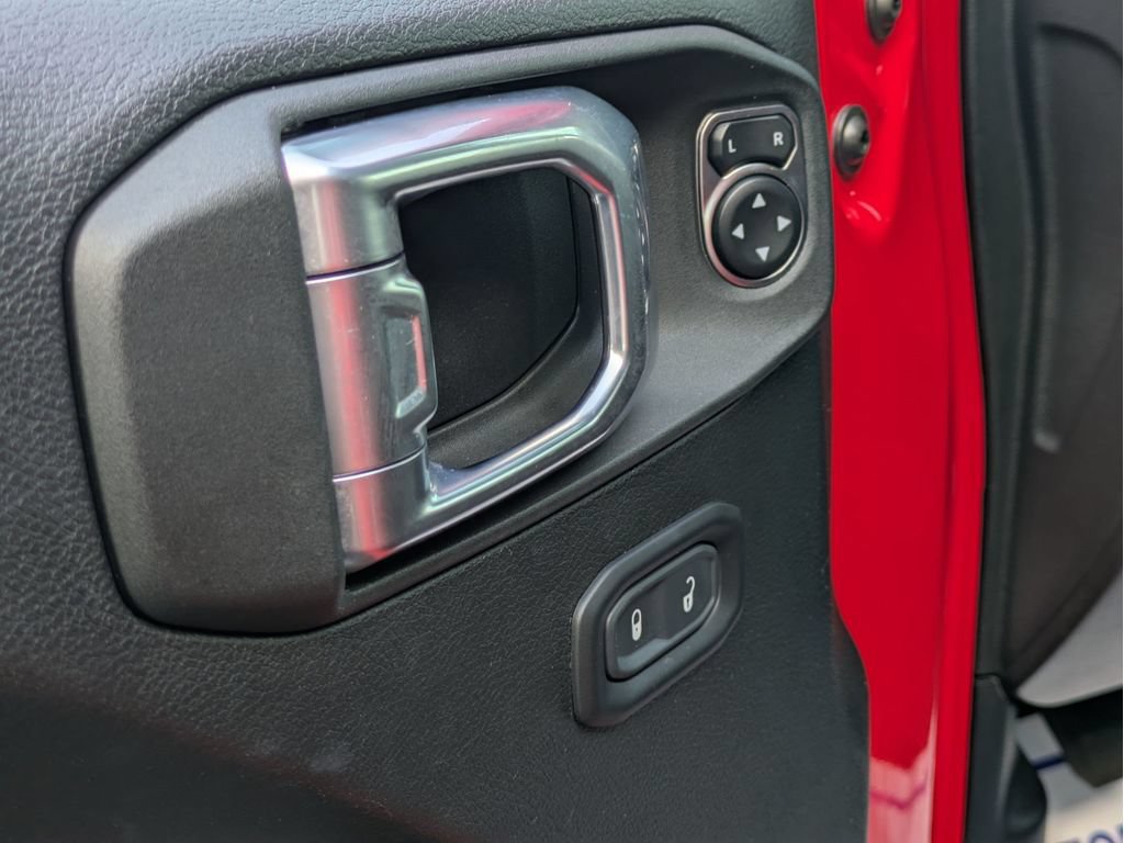 Used 2023 Jeep Wrangler Unlimited Sport AWD/4WD image 12