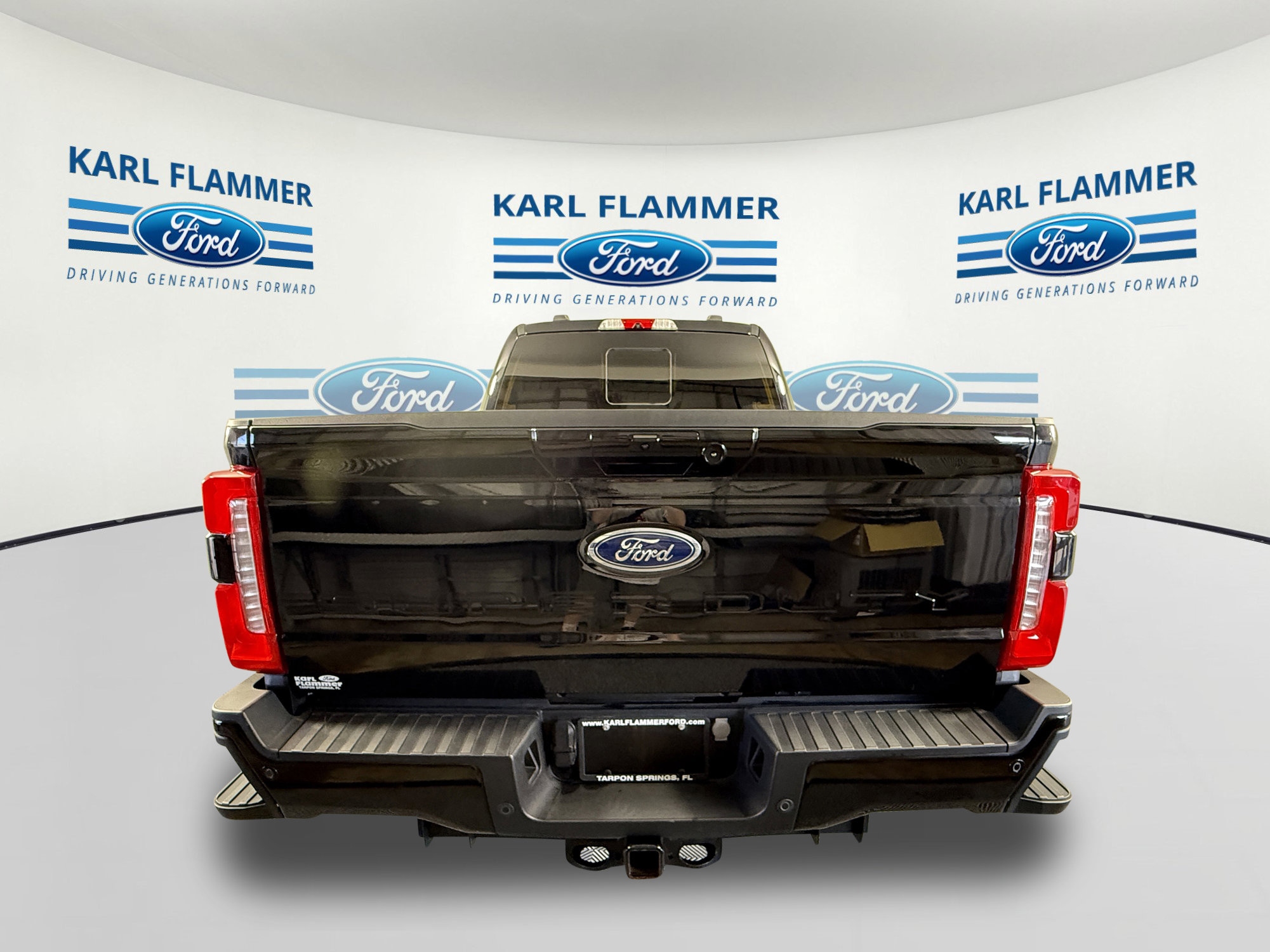 Certified 2024 Ford F250 Lariat w/ Lariat Ultimate Package image 4