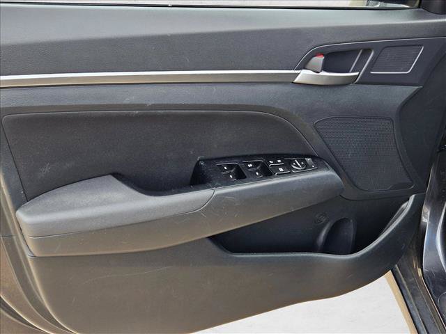 Used 2020 Hyundai Elantra SEL w/ Cargo Package (C1) FWD image 9