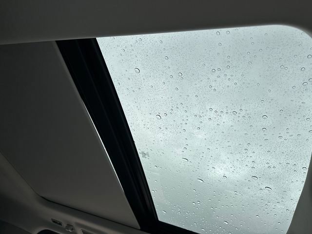 Certified 2025 Ford Expedition Platinum image 18