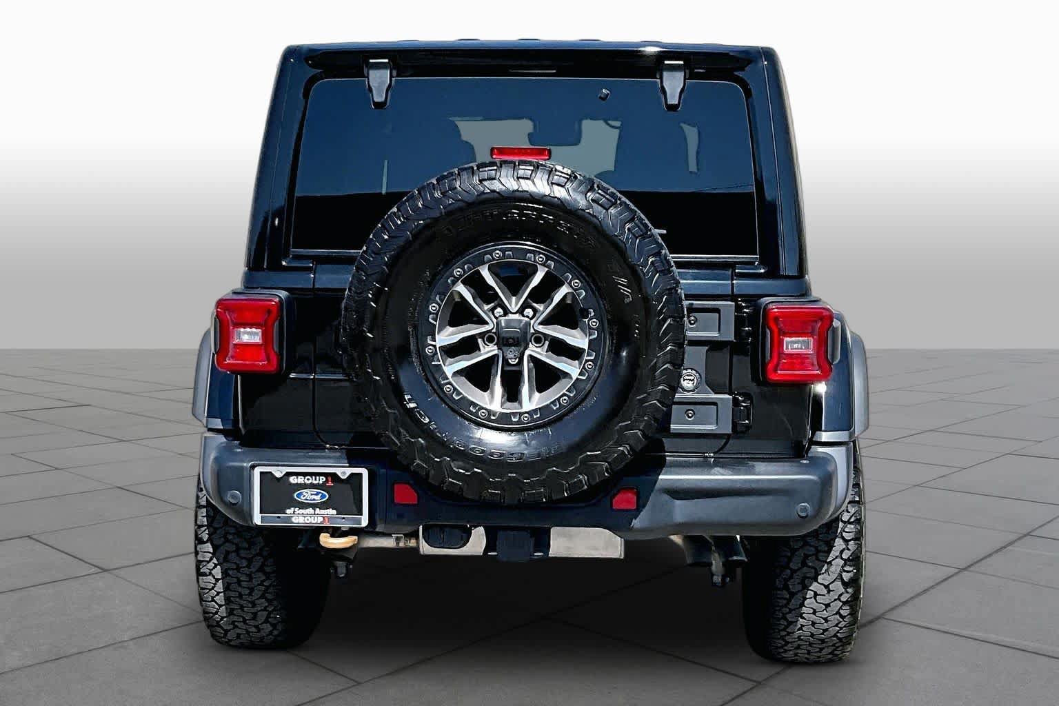 Used 2024 Jeep Wrangler Unlimited Rubicon 392 AWD/4WD image 4