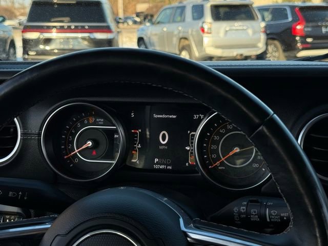 Used 2019 Jeep Wrangler Unlimited Sahara w/ Uconnect 4C Nav & Sound Group image 8