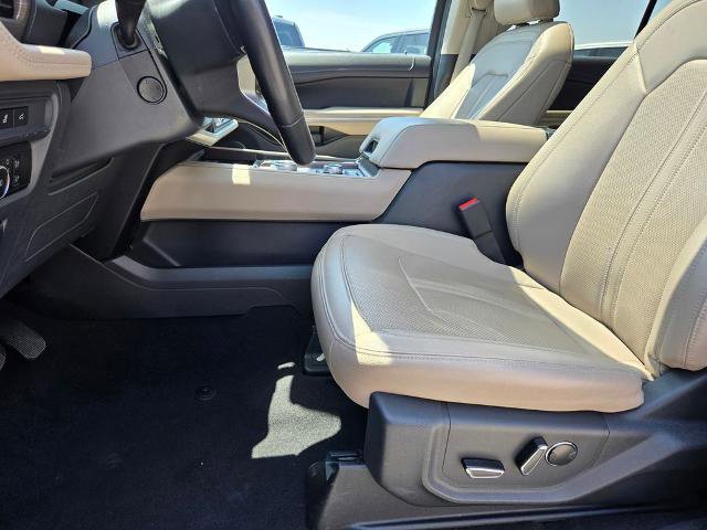 Certified 2024 Ford Expedition Limited AWD/4WD image 18