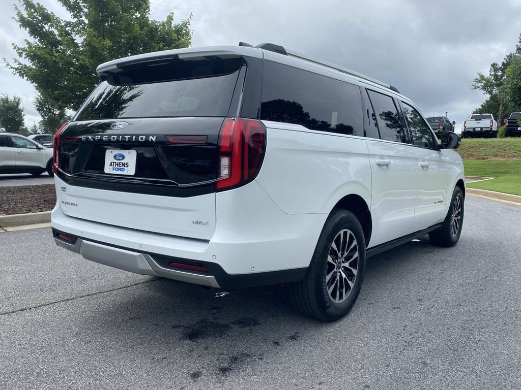 Certified 2025 Ford Expedition Max Platinum AWD/4WD image 3