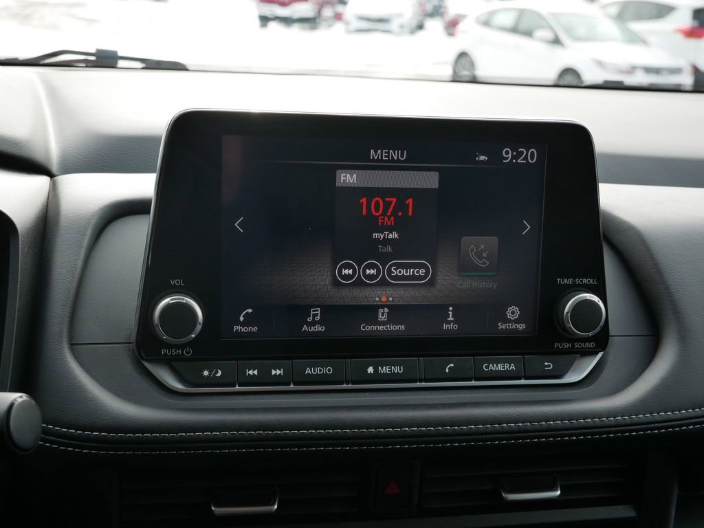 Used 2025 Nissan Rogue SV AWD/4WD image 22
