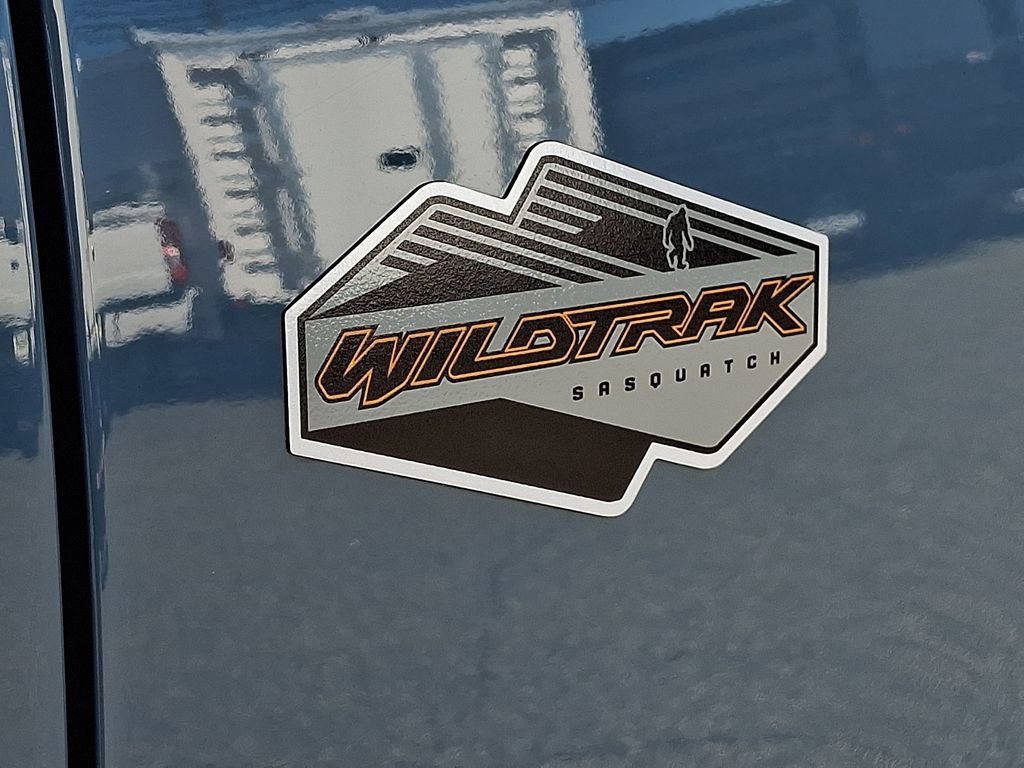 Certified 2022 Ford Bronco Wildtrak AWD/4WD image 31