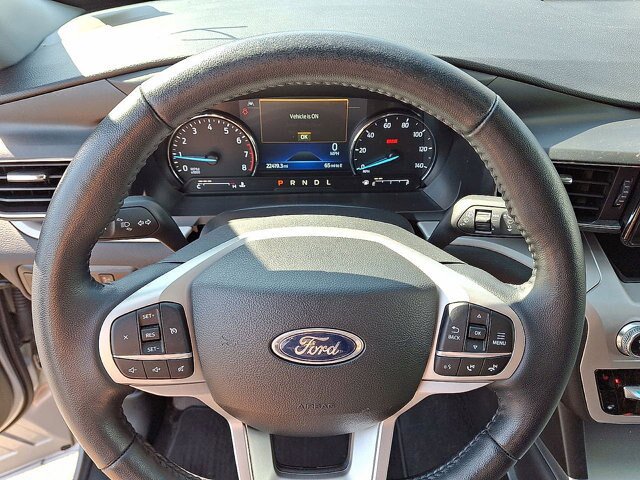 Certified 2023 Ford Explorer XLT w/ Equipment Group 202A AWD/4WD image 16