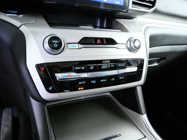 Certified 2023 Ford Explorer XLT w/ Equipment Group 202A image 19