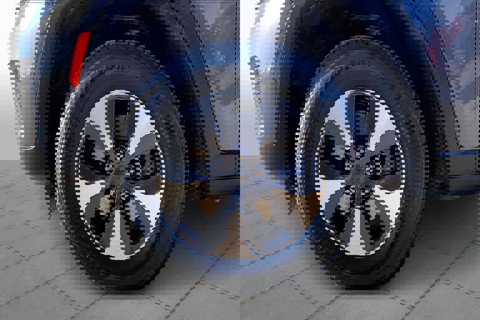 Used 2023 Jeep Grand Cherokee 4WD 4xe image 12