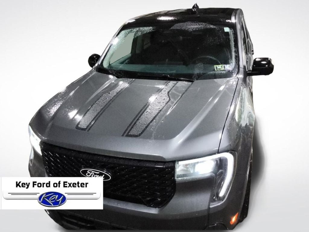 Certified 2025 Ford Maverick Lariat w/ Black Appearance Package AWD/4WD image 8