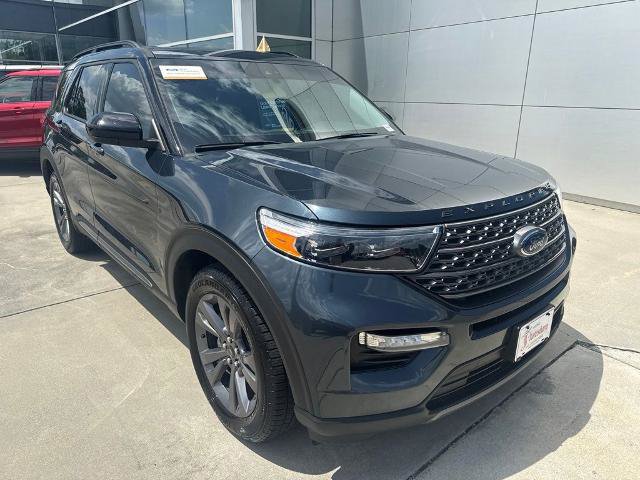 Certified 2023 Ford Explorer XLT w/ Equipment Group 202A RWD image 1