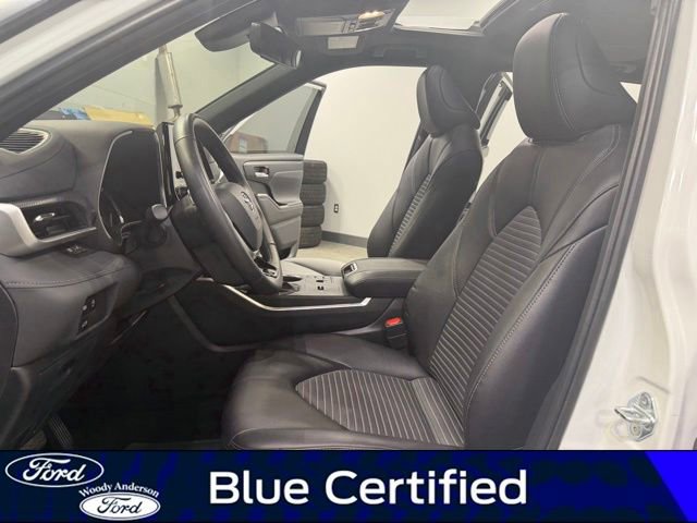 Used 2024 Toyota Highlander XSE FWD image 20
