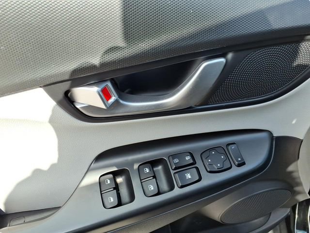 Used 2023 Hyundai Kona SEL w/ Convenience Package image 14