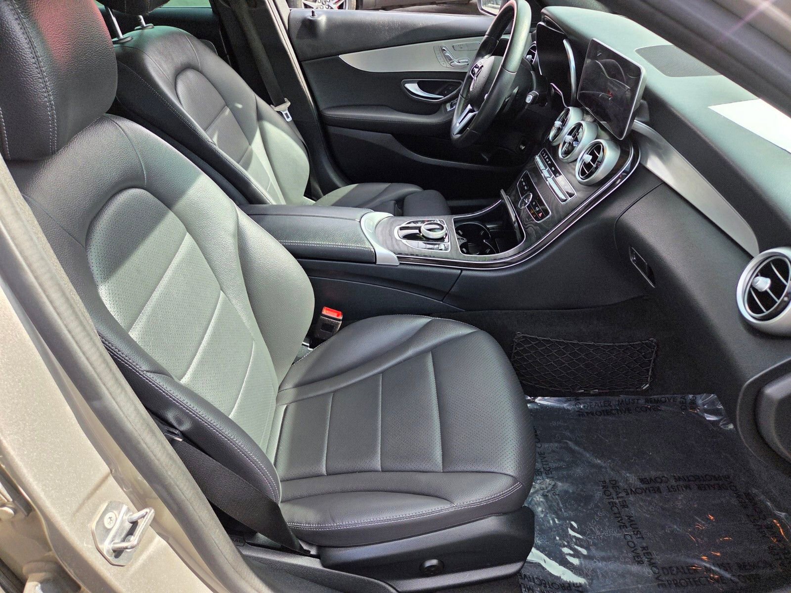 Used 2019 Mercedes-Benz C 300 Sedan image 16