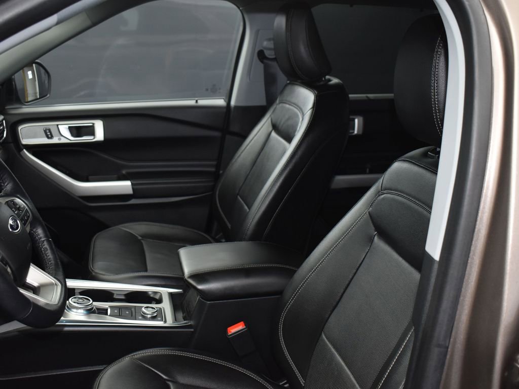 Certified 2021 Ford Explorer Limited w/ Equipment Group 301A image 10