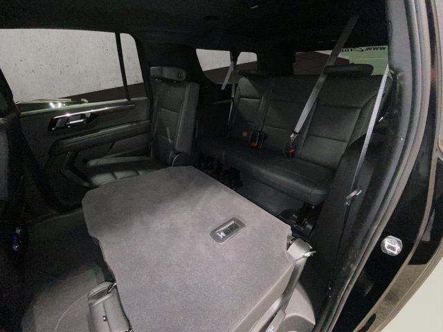 Used 2026 Chevrolet Suburban Z71 AWD/4WD image 22