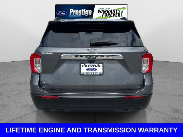Certified 2023 Ford Explorer XLT RWD image 5