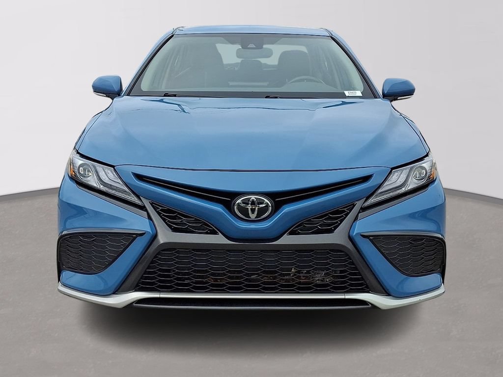 Used 2024 Toyota Camry XSE FWD image 2