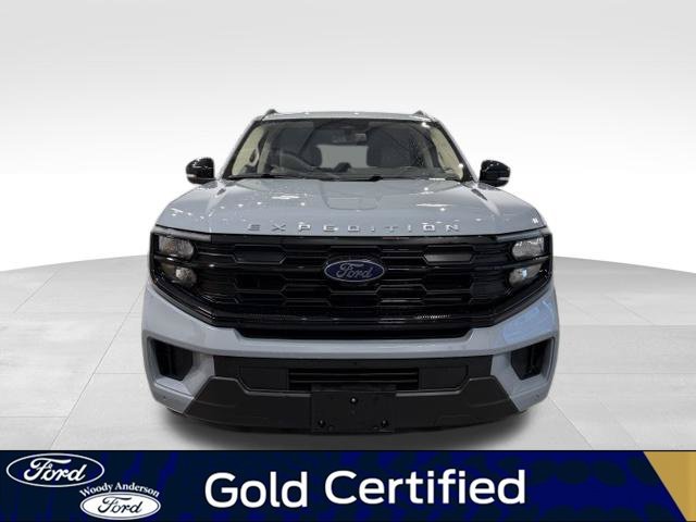 Certified 2025 Ford Expedition Active AWD/4WD image 4