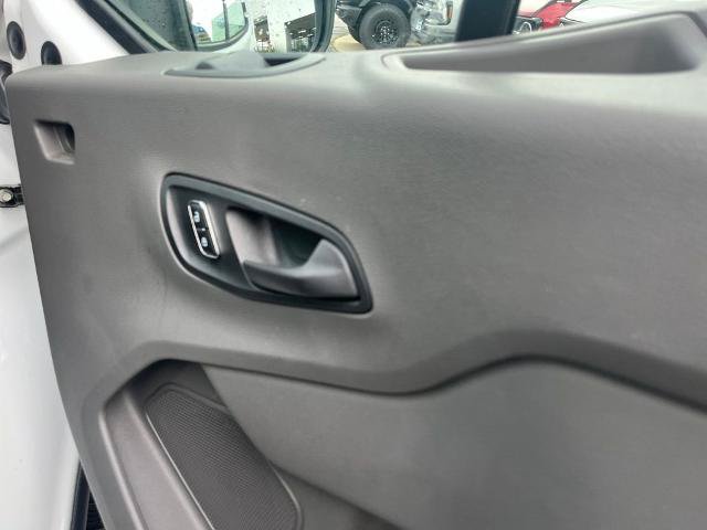 Certified 2025 Ford Transit 250 Low Roof w/ Exterior Upgrade Package RWD image 11