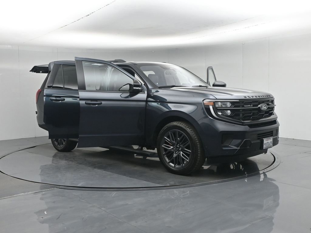 Certified 2025 Ford Expedition Max Platinum w/ Stealth Performance Package image 59