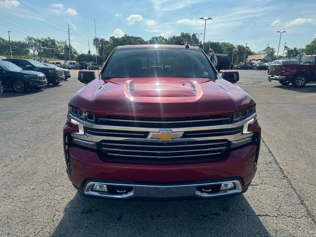 Used 2021 Chevrolet Silverado 1500 High Country w/ Technology Package AWD/4WD image 2