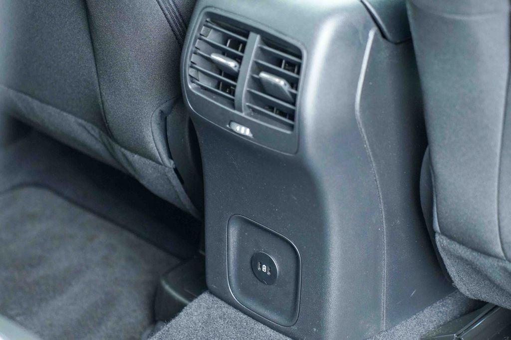 Certified 2023 Ford Escape Active AWD/4WD image 23