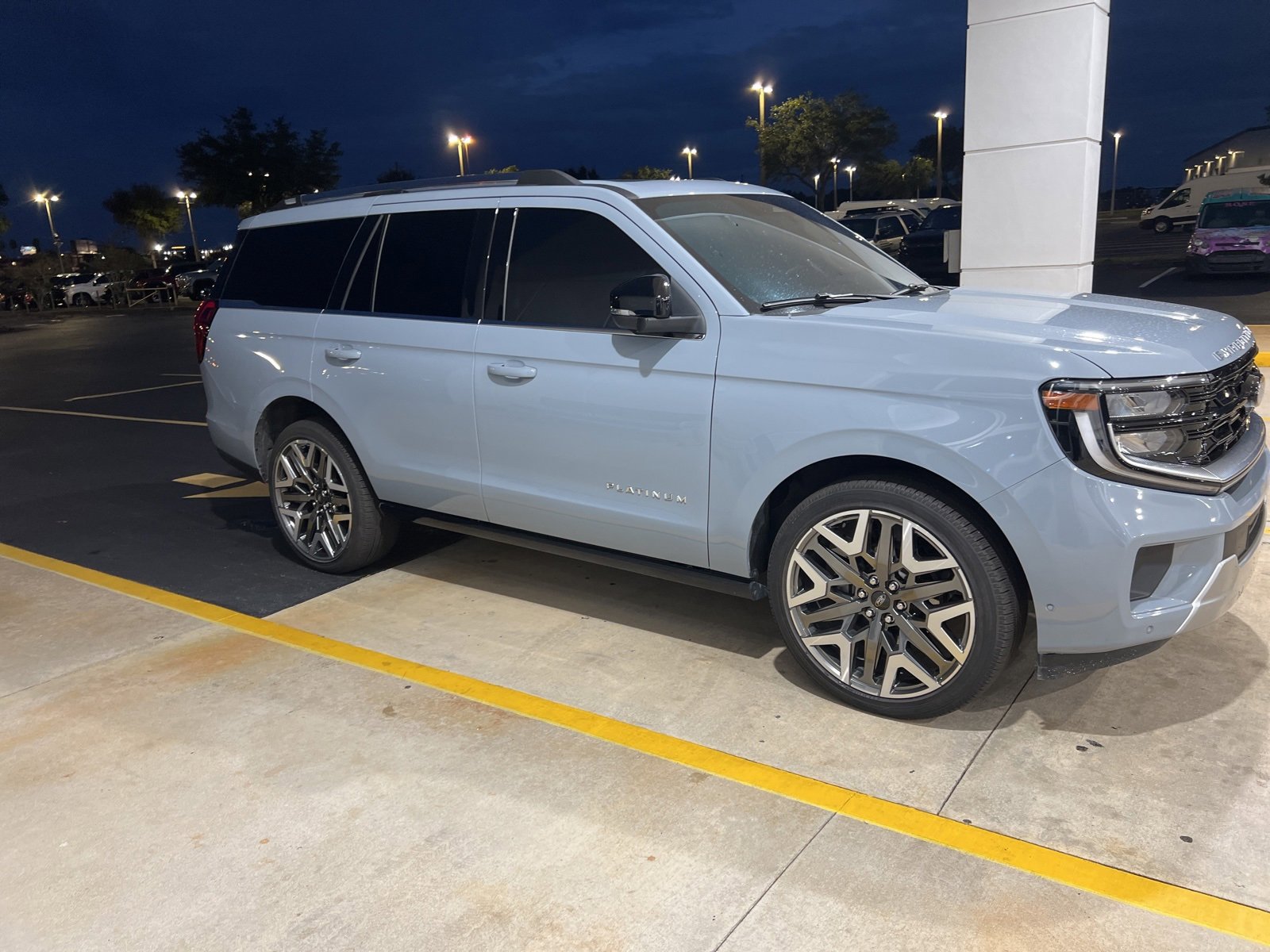 Certified 2025 Ford Expedition Platinum w/ Platinum Ultimate Package image 2