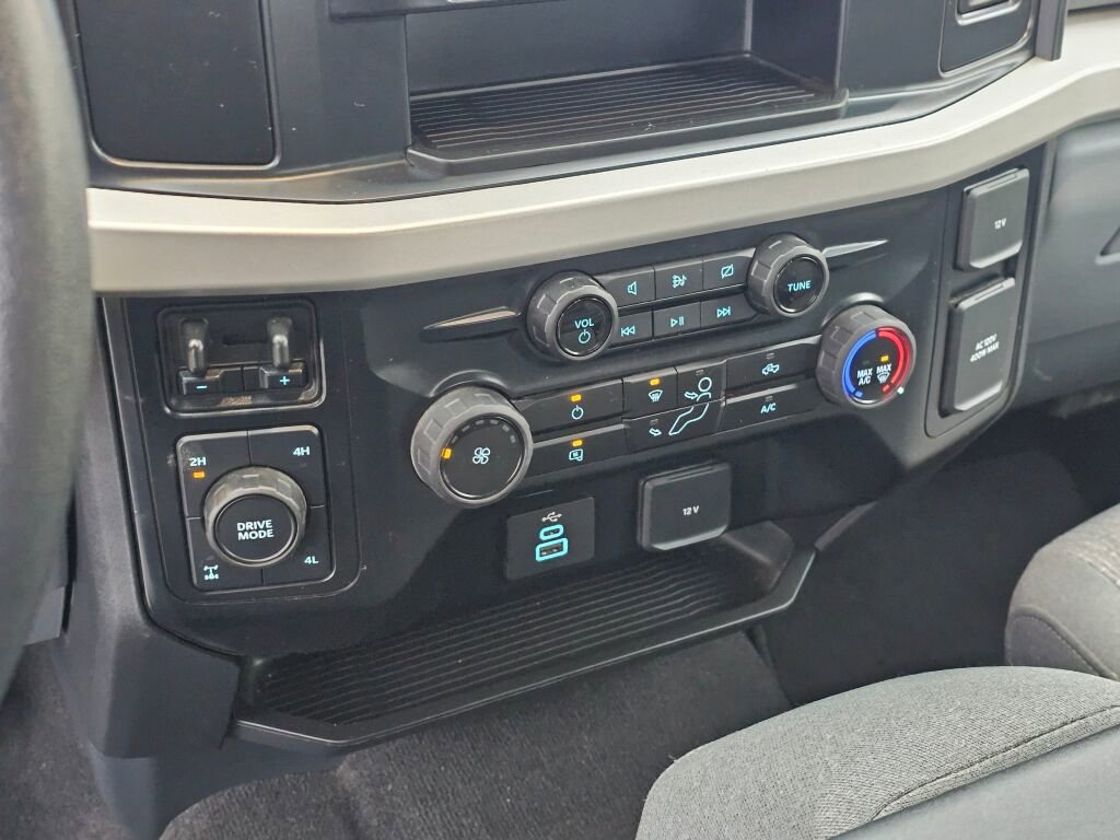 Certified 2024 Ford F350 XLT image 27