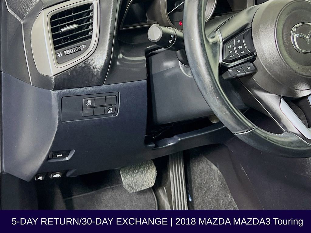 Used 2018 MAZDA MAZDA3 Touring image 12