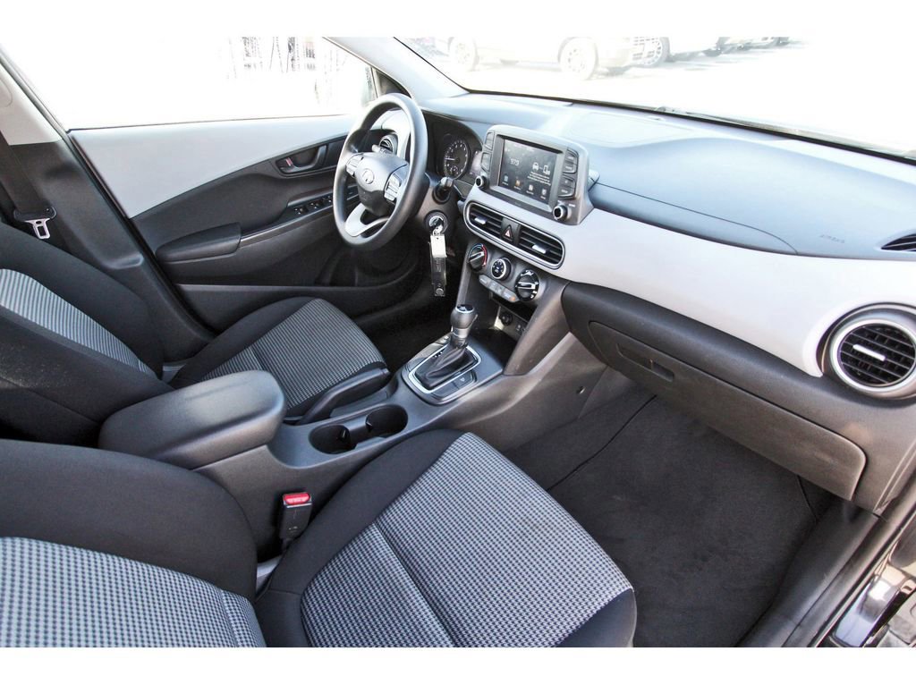 Used 2020 Hyundai Kona SE image 29