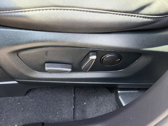 Certified 2022 Ford Explorer XLT w/ Equipment Group 202A image 21