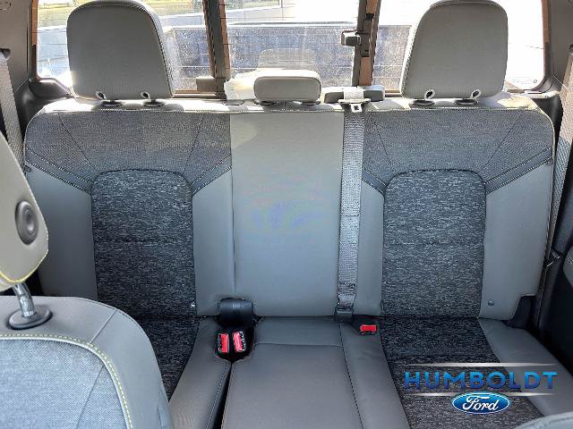 Used 2024 Chevrolet Colorado ZR2 w/ Technology Package AWD/4WD image 27