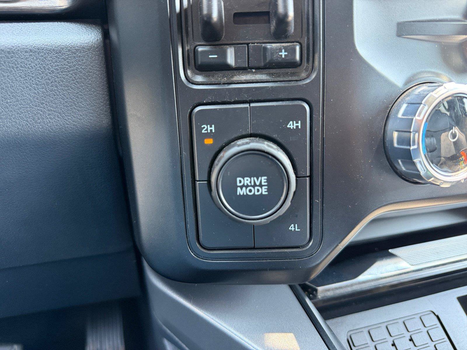 Certified 2024 Ford F250 Lariat AWD/4WD image 23
