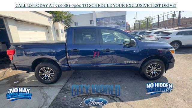 Used 2023 Nissan Titan SV AWD/4WD image 6