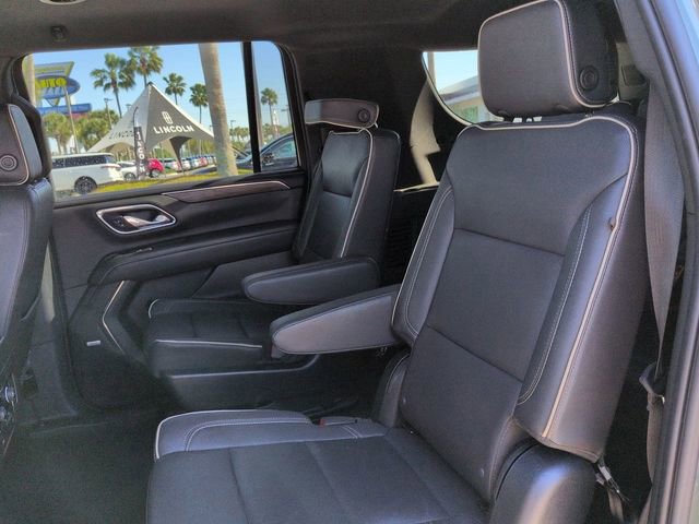 Used 2023 Chevrolet Suburban Premier image 14