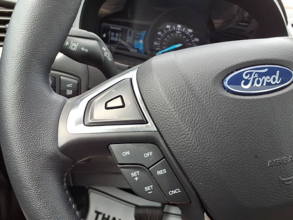 Certified 2023 Ford Edge SEL w/ Convenience Package AWD/4WD image 16