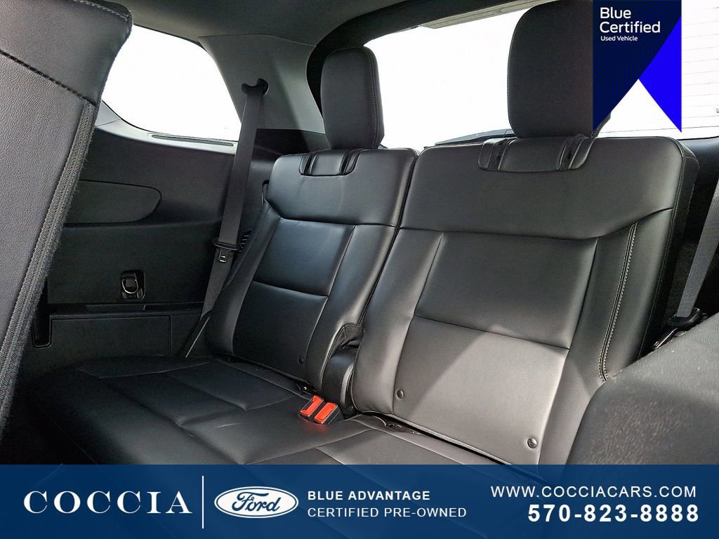 Certified 2022 Ford Explorer XLT w/ Equipment Group 202A image 11