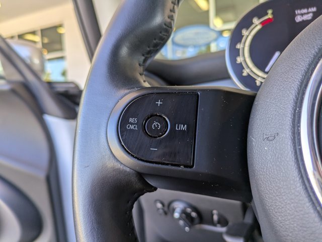 Used 2024 MINI Cooper 2-Door Hardtop image 20