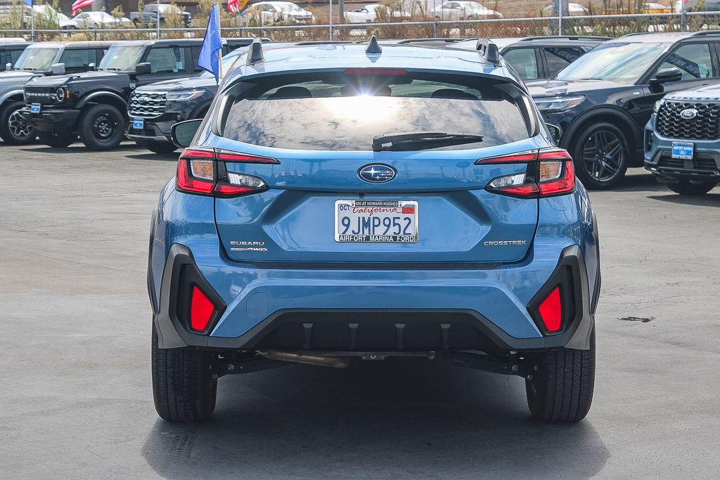 Used 2024 Subaru Crosstrek 2.0i Premium w/ Crosstrek Mirror Package AWD/4WD image 9