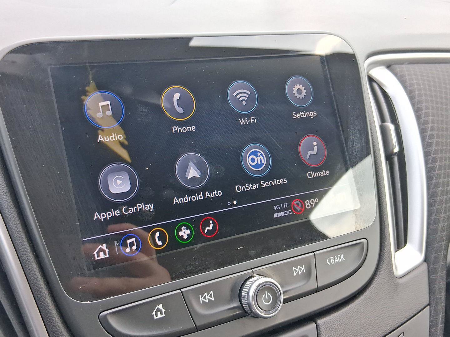 Used 2025 Chevrolet Malibu LT w/ Midnight Edition FWD image 15