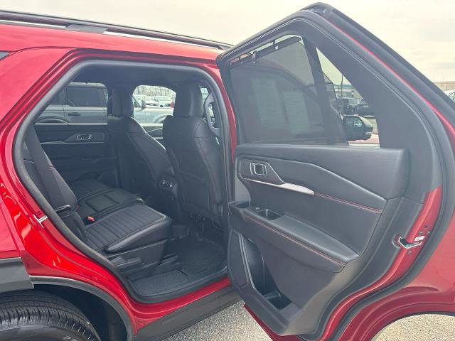 Certified 2025 Ford Explorer ST-Line w/ Premium Package image 8