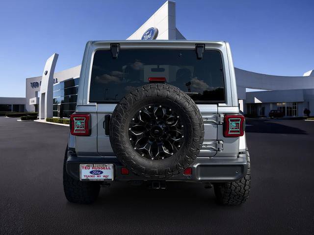 Used 2021 Jeep Wrangler Unlimited Sahara AWD/4WD image 6