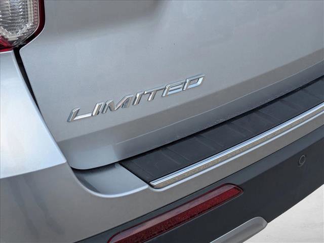Certified 2022 Ford Explorer Limited w/ Equipment Group 301A image 11