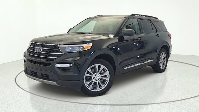 Certified 2023 Ford Explorer XLT w/ Equipment Group 202A