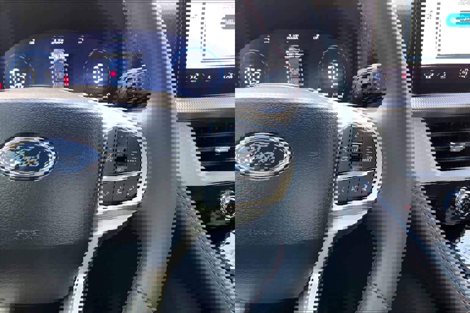 Certified 2025 Ford Explorer Active image 24