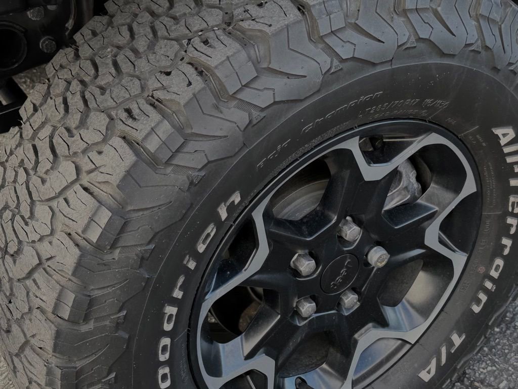 Used 2021 Jeep Wrangler Unlimited Rubicon 4xe w/ Steel Bumper Group image 12