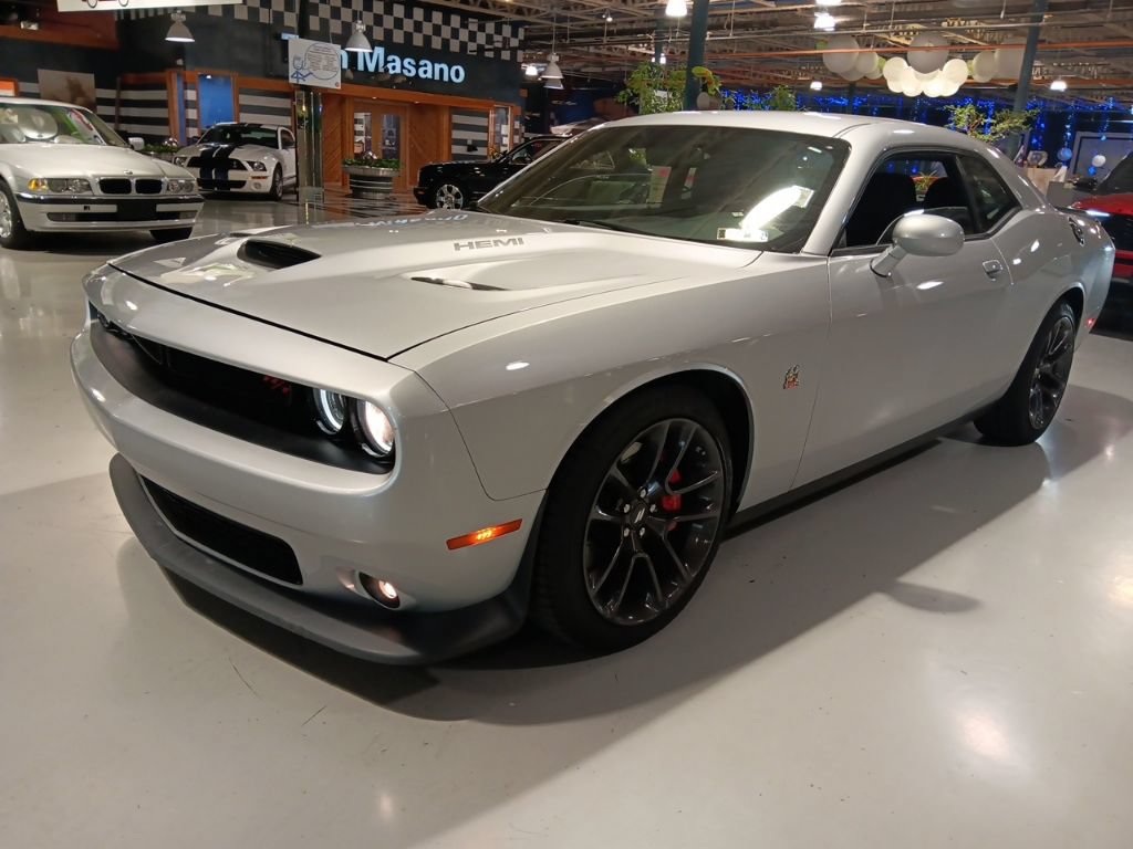 Used 2021 Dodge Challenger R/T Scat Pack RWD video 1