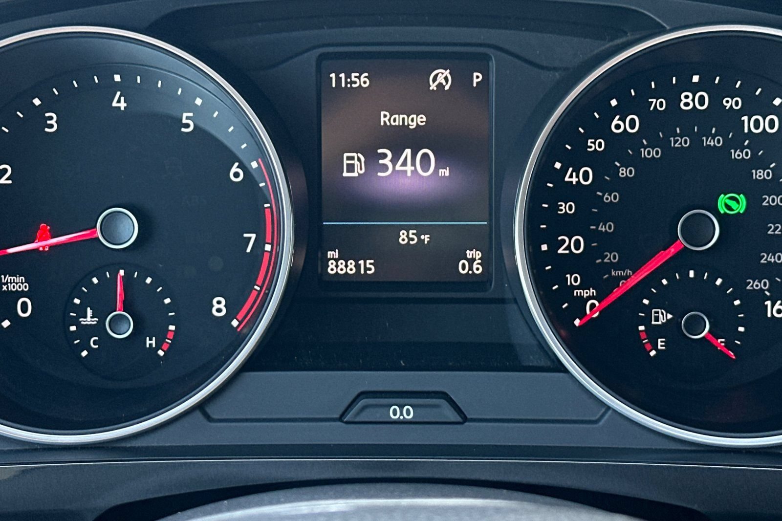 Used 2019 Volkswagen Tiguan SE FWD image 25