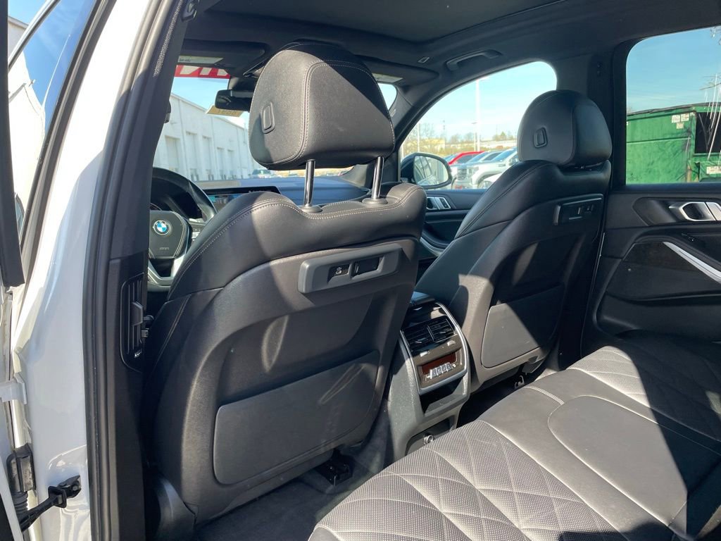 Used 2023 BMW X5 sDrive40i RWD image 23